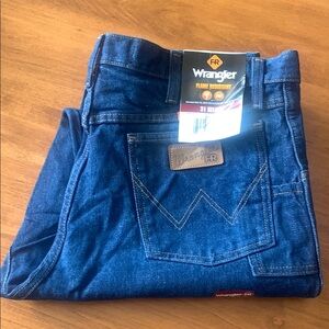 *NWT* Wrangler FR Flame Resistant  Relaxed Blue Jeans